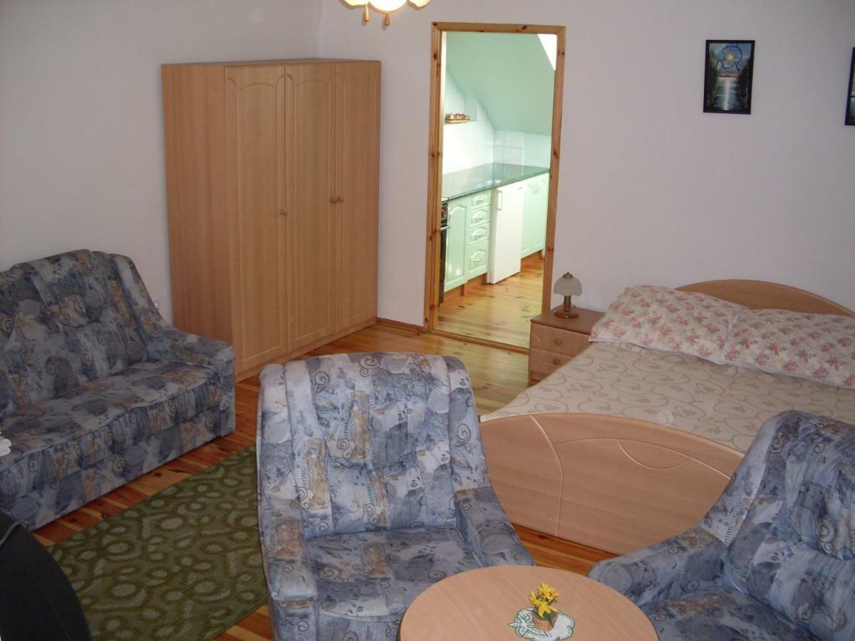 Apartamenty Wakacyjne Nad Jeziorem Juksty Mragowo Exterior photo